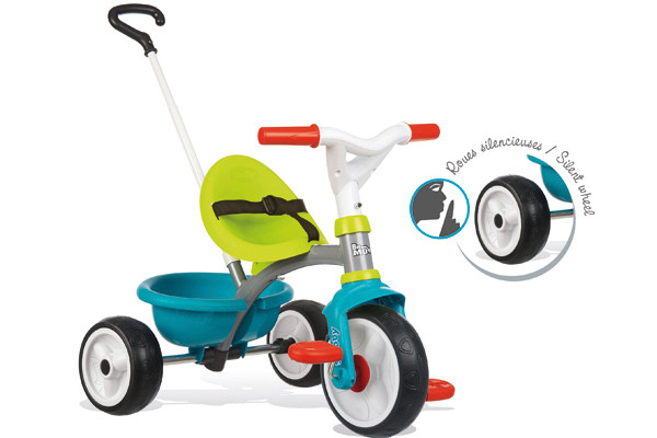 Ergonomische zitting met veiligheidsriempje.