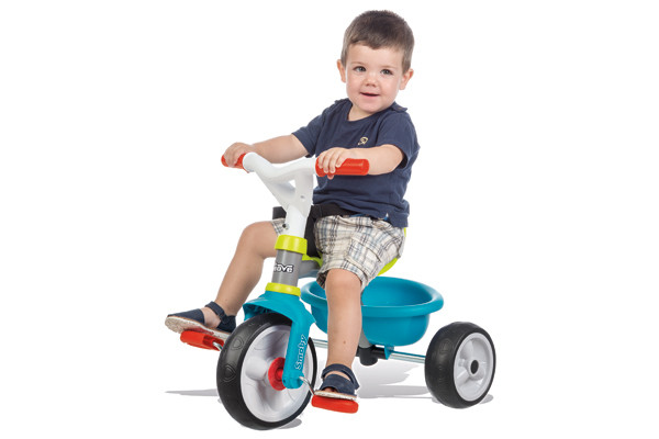 Met anti-slip pedalen.