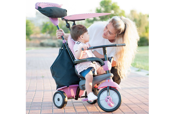 Met afneembare duwstang en verstelbare luifel.