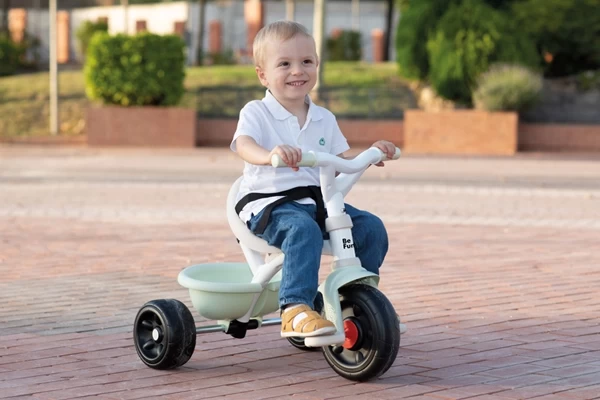 Af te bouwen naar zelfstandige driewieler